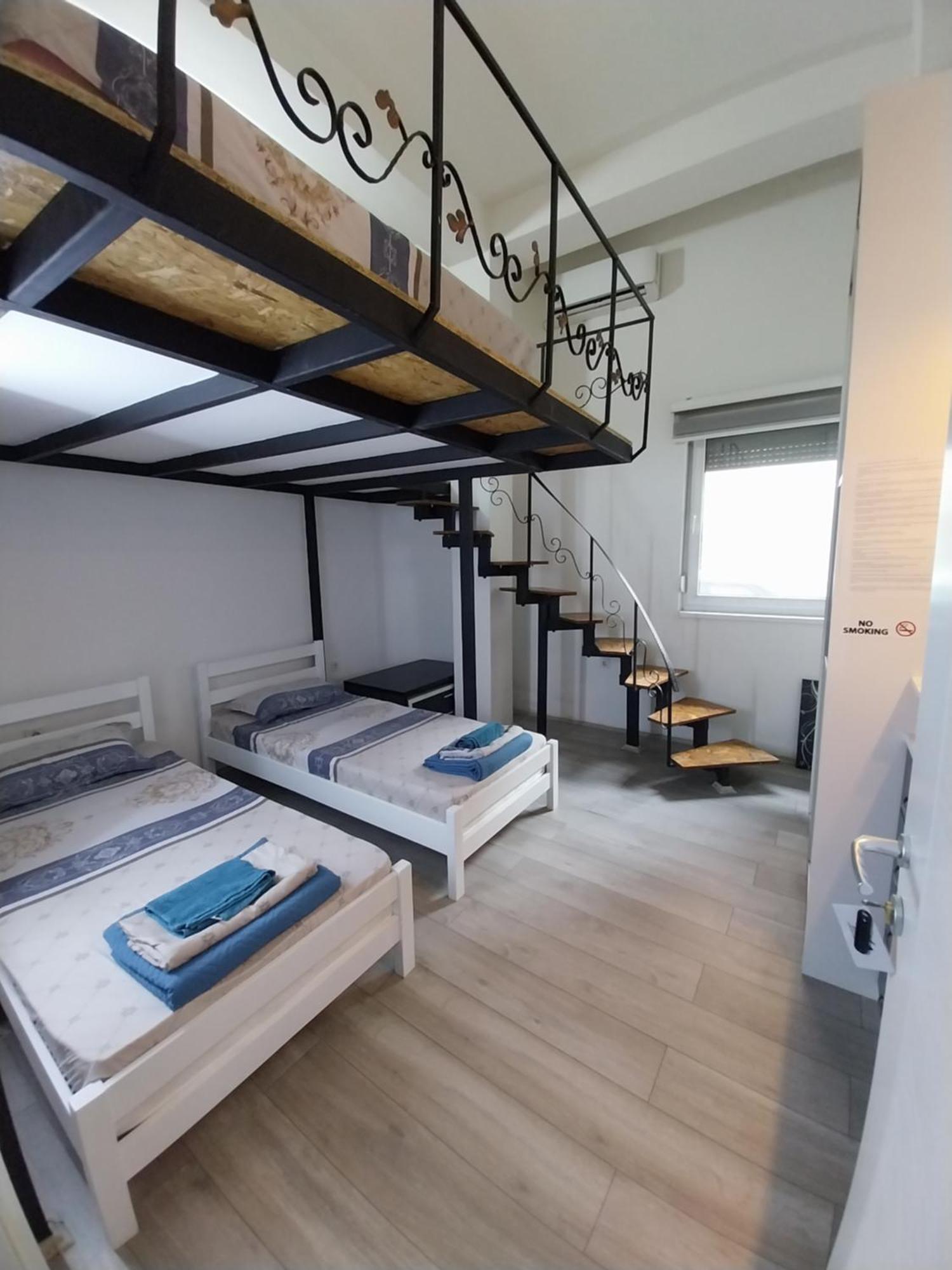 Dm Hostel And Apartments สโกเปีย ภายนอก รูปภาพ